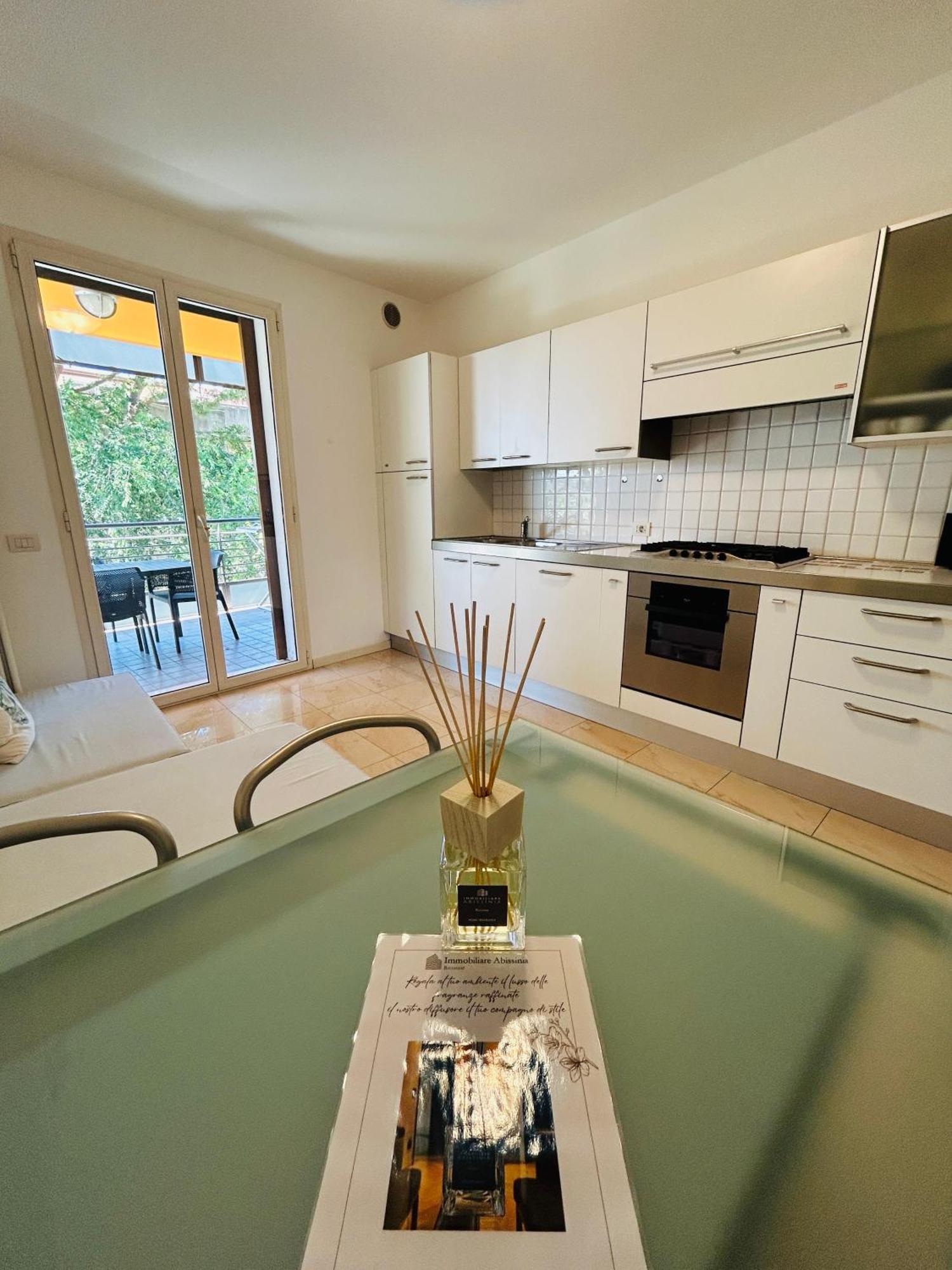 Damiano Chiesa Flexrent - Abissinia Apartment Riccione Exterior photo